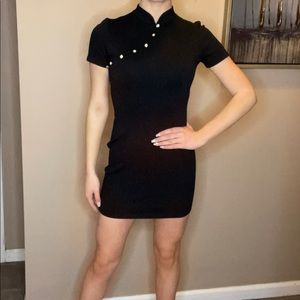 @shopakira Black Elegant Pearl Button Dress🙌